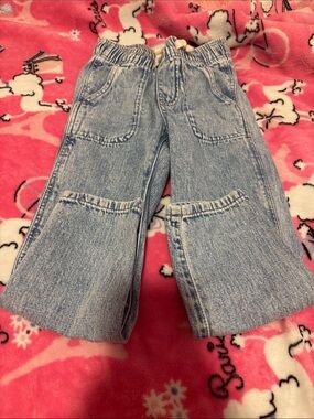 GAP Light Wash Elastic Waist Kids Jeans
